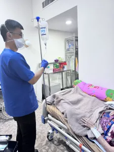 doctor house call service with IV hydration at home